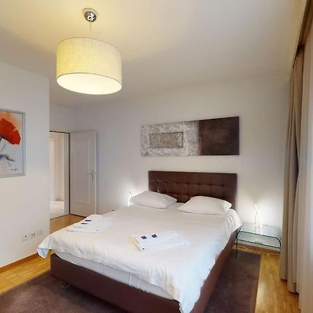Executive 1 Bedroom Flat, City Center Zurique Exterior foto