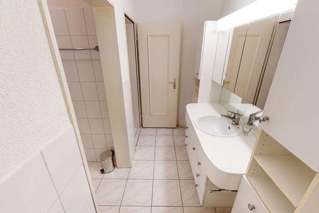 Executive 1 Bedroom Flat, City Center Zurique Exterior foto